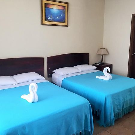 Hostal Baltra Puerto Ayora  Ngoại thất bức ảnh