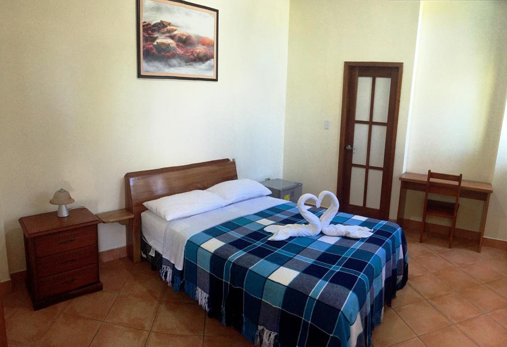 Hostal Baltra Puerto Ayora  Ngoại thất bức ảnh