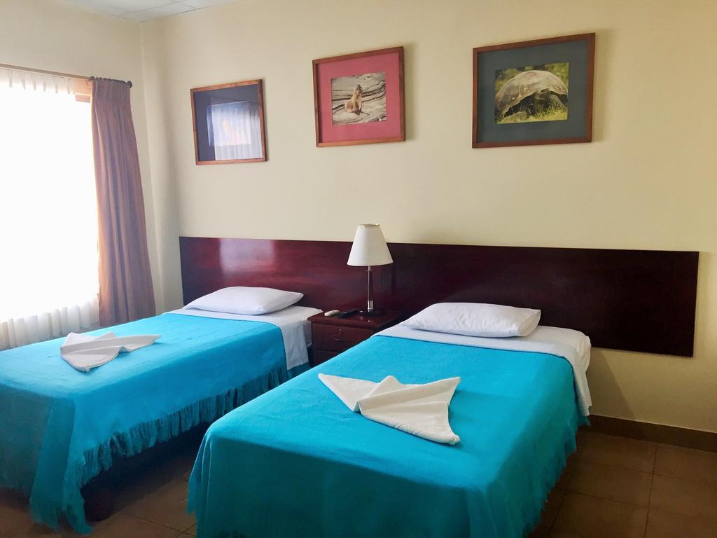 Hostal Baltra Puerto Ayora  Ngoại thất bức ảnh